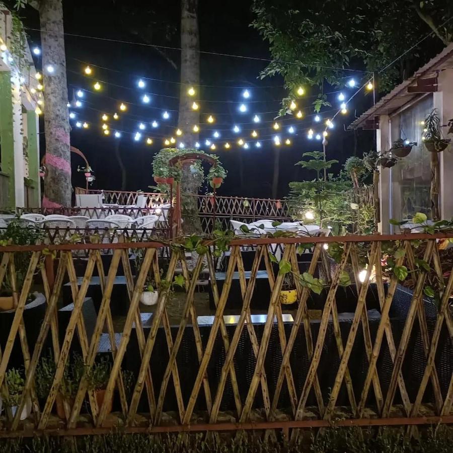 Tarang Yoga Ashram Hotel Rishikesh Exterior photo