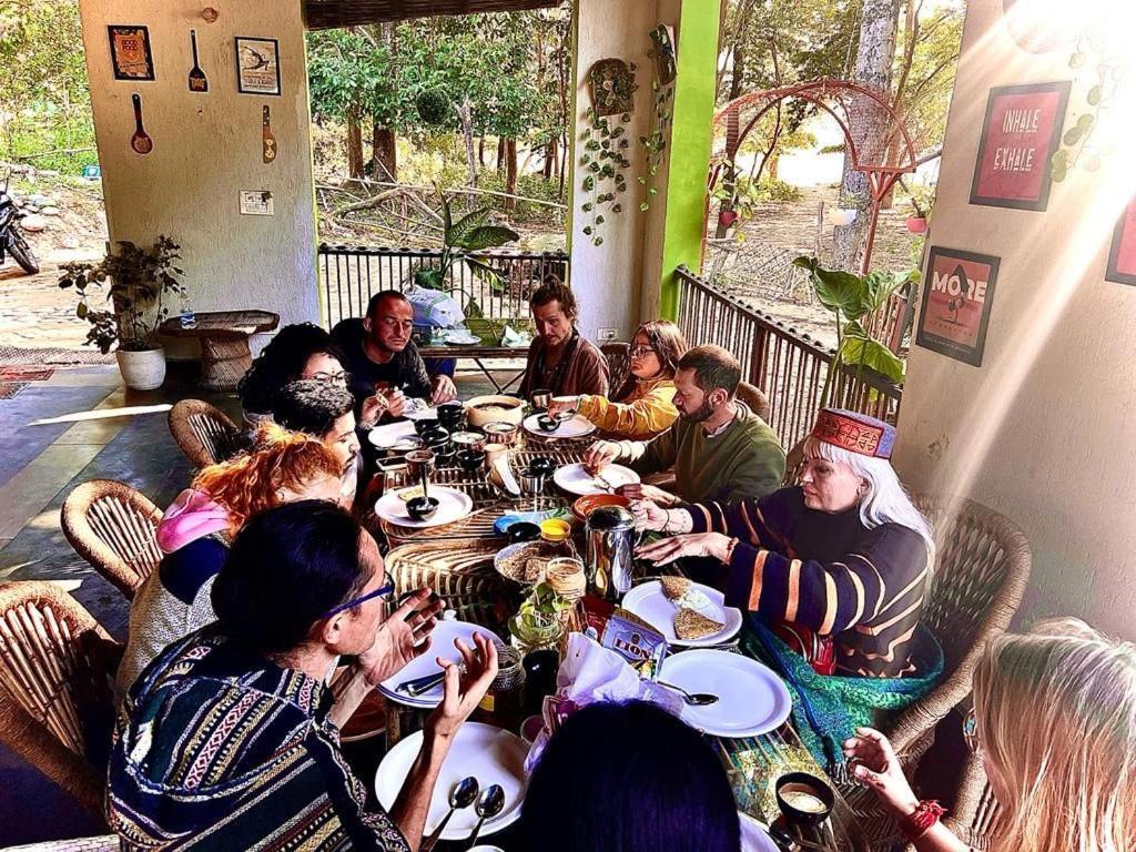 Tarang Yoga Ashram Hotel Rishikesh Exterior photo