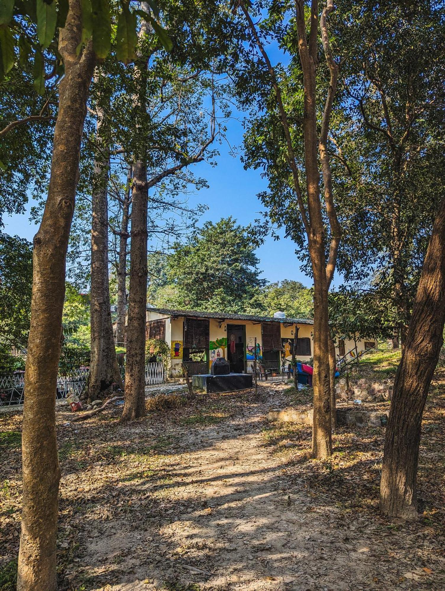 Tarang Yoga Ashram Hotel Rishikesh Exterior photo