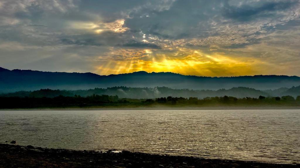 Tarang Yoga Ashram Hotel Rishikesh Exterior photo