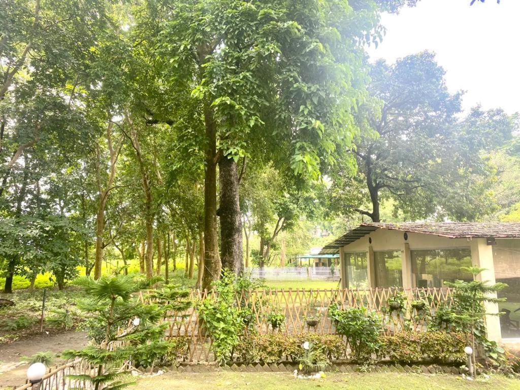 Tarang Yoga Ashram Hotel Rishikesh Exterior photo